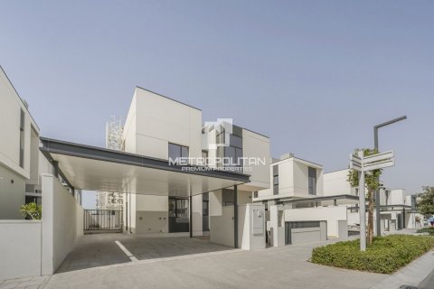 Vilë në Al Furjan, Dubai, Emiratet e Bashkuara Arabe 4 dhoma gjumi, 279 m2. № 592745 - Foto 5