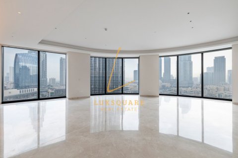 Apartment til leje i Downtown Dubai (Downtown Burj Dubai), Dubai, UAE 4 soveværelser, 481 kvm № 717846 - foto 2