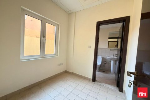 Vilă de închiriat în Dubai, EAU 5 dormitoare, 673.9 mp. №660548 - poză 15