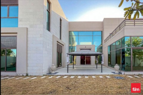 Vila u gradu Dubai, UAE 5 spavaće sobe, 960.1 m2 Br. 660550 - Slika 10