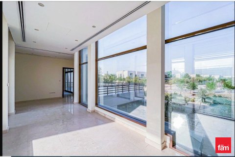 Vila u gradu Dubai, UAE 5 spavaće sobe, 960.1 m2 Br. 660550 - Slika 3