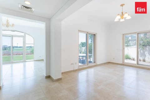 Vila v Dubai Sports City, SAE 5 ložnice, 665.5 m² Č.: 601297 - fotografie 4