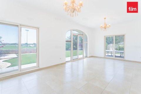 Vila v Dubai Sports City, SAE 5 ložnice, 665.5 m² Č.: 601297 - fotografie 1