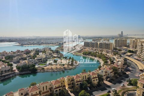Apartment in Al Hamra Village, Ras Al Khaimah, UAE 2 bedrooms, 120.7 sq.m. № 611671 - photo 13