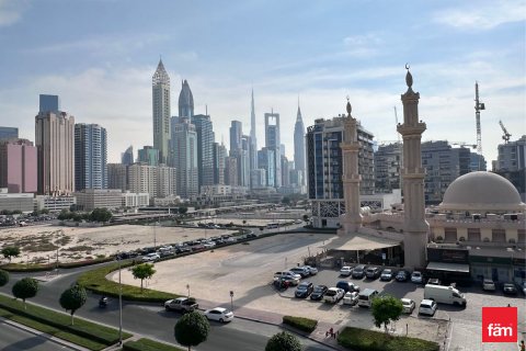 Leilighet til salgs i Al Satwa, Dubai, Emiratene 1 soverom, 79.4 kvm Nr. 679028 - Foto 1