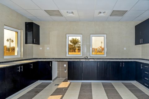 Vila v The Villa, Dubai, SAE 5 spální, 1157.2 m2 č. 748429 - Fotografia 5