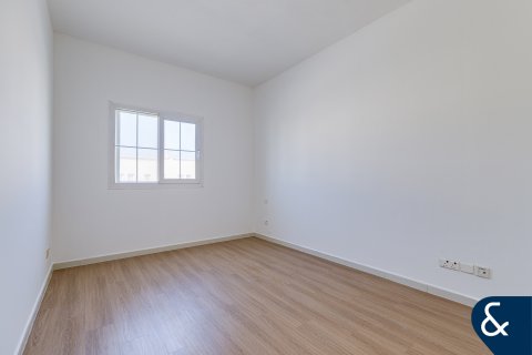 Villa till försäljning i The Springs, Dubai, UAE 3 sovrum, 240 kvm Nr. 666608 - fotografi 10