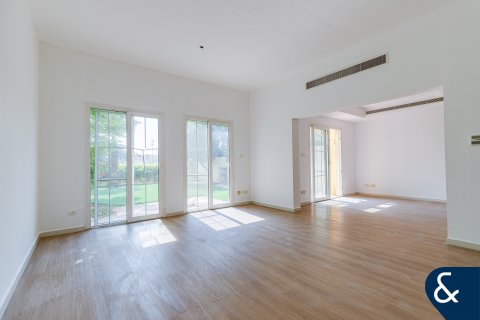 Villa till försäljning i The Springs, Dubai, UAE 3 sovrum, 240 kvm Nr. 666608 - fotografi 22