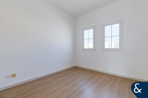 Villa till försäljning i The Springs, Dubai, UAE 3 sovrum, 240 kvm Nr. 666608 - fotografi 11