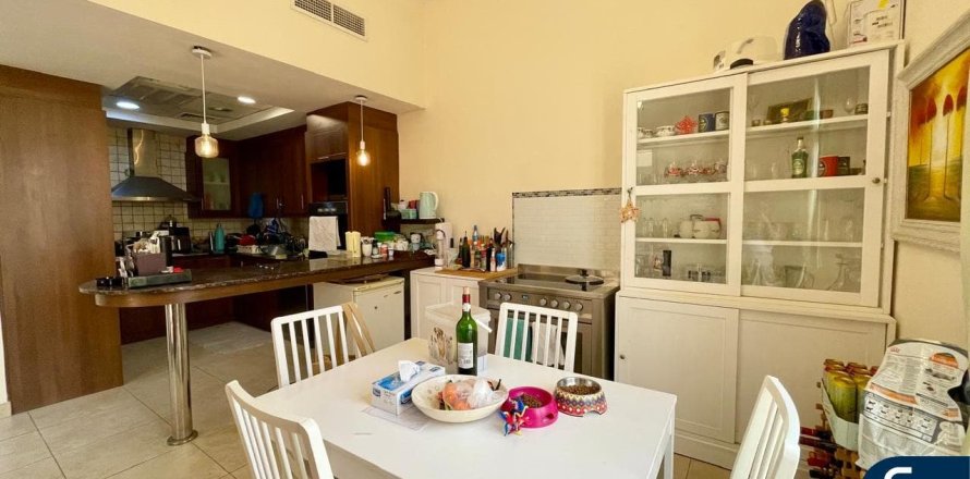 Villa asukohaga Mudon, Dubai, AÜE: 4 magamistoaga, 354 m² Nr 666604