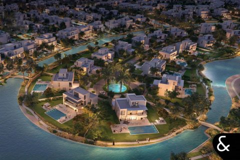 Villa sa Dubai, UAE 4 silid-tulugan, 675 sq.m. № 666605 - larawan 2