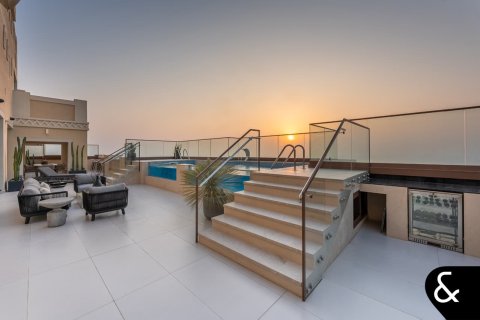 Apartament na sprzedaż w Palm Jumeirah, Dubai, ZEA 4 sypialnie, 684 mkw., nr 666602 - zdjęcie 2