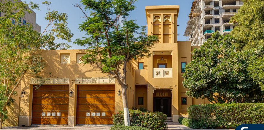 Vila u Al Furjan, Dubai, UAE 357 m2, 3 spavaćih soba Br. 666603