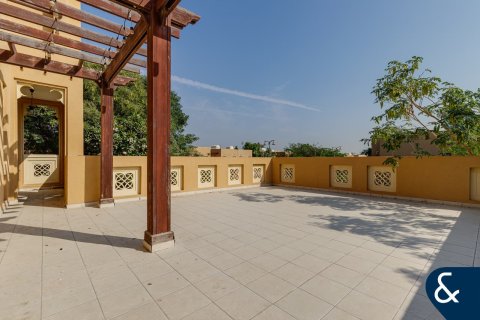 Vila u Al Furjan, Dubai, UAE 3 spavaćih soba, 357 m2 Br. 666603 - fotografija 19