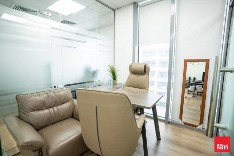 Zyrë në Business Bay, Dubai, Emiratet e Bashkuara Arabe 113.2 m2. № 719446 - Foto 3
