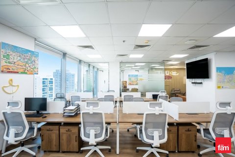 Zyrë në Business Bay, Dubai, Emiratet e Bashkuara Arabe 113.2 m2. № 719446 - Foto 2