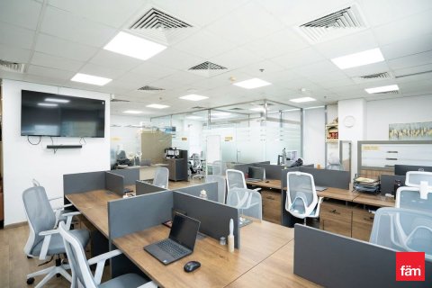 Zyrë në Business Bay, Dubai, Emiratet e Bashkuara Arabe 113.2 m2. № 719446