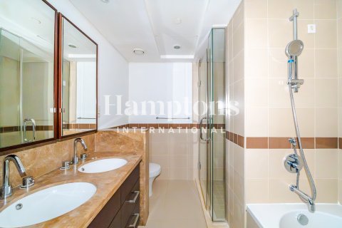 Apartemen di Downtown Dubai (Downtown Burj Dubai), UEA 1 kamar tidur, 77.85271400 m2 nomor 700266 - foto 16