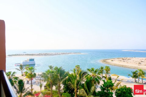 Apartment ng hotel sa The World Islands, Dubai, UAE 37.7 sq.m. № 645628 - larawan 15