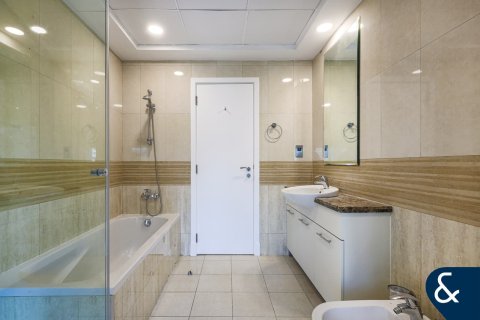 דירה למכירה ב Dubai Marina, Dubai, איחוד האמירויות 3 חדרי שינה, 201 מ"ר, מספר 666376 - תמונה 8