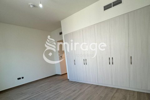 Vila na Yas Island, Abu Dhabi, SAE 4 ložnice, 209.5 m² Č.: 571772 - fotografie 5