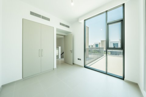 Kaupunkipientalo DAMAC Hills (Akoya by DAMAC), Dubai, Arabiemiraatit 3 makuuhuonetta, 127.59019311 m2 № 651232 - kuva 1