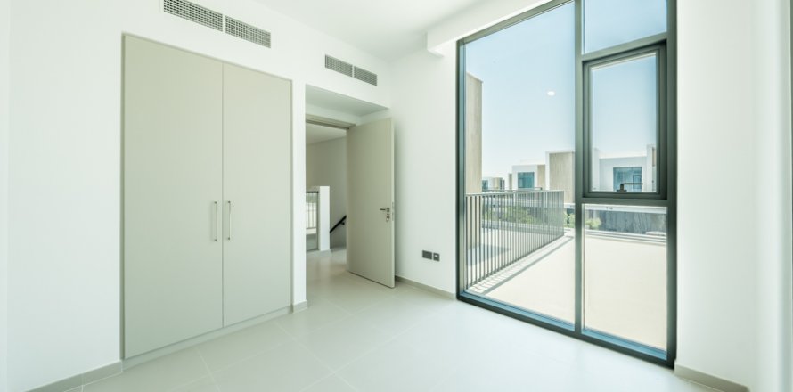 Kaupunkipientalo DAMAC Hills (Akoya by DAMAC), Dubai, Arabiemiraatit 3 makuuhuonetta, 127.59 m2 № 651232