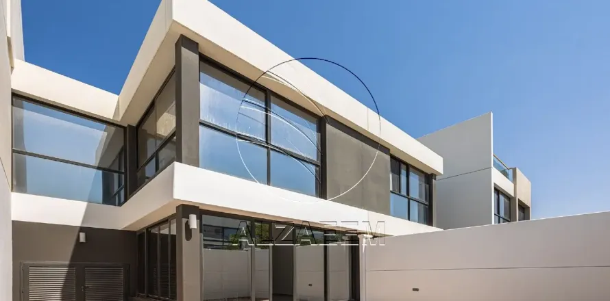 خانه شهری در Abu Dhabi ، امارات متحده عربی 3 خوابه ، 198 متر مربع.  شماره 663000