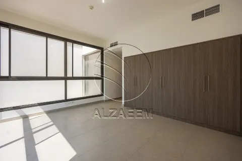 خانه شهری برای فروش در  Abu Dhabi، امارات متحده عربی  3 خوابه ، 198 متر مربع ، شماره 663000 - تصویر 3