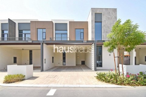 Вилла Arabian Ranches 3, Дубай, БАӘ-да 3 жатын бөлмелер, 181 м² № 626773 - фото 1