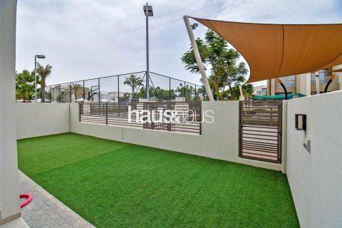 Vilë në Arabian Ranches 2, Dubai, Emiratet e Bashkuara Arabe 4 dhoma gjumi, 242 m2. № 626770 - Foto 4