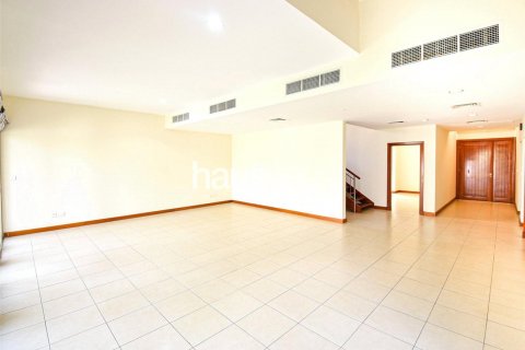 Arabian Ranches, Dubai, BAE’de kiralık вилла 5 yatak odası, 450 m&sup2; No 626772 - fotoğraf 5
