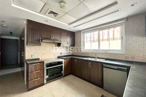 Vila v Jumeirah Park, Dubai, SAE 3 ložnice, 294 m² Č.: 626771 - fotografie 4