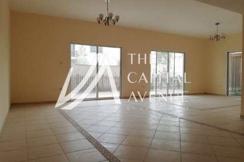 Villa itt: Abu Dhabi, EAE, 4 hálószoba, 248.79 m², azonosító: 754528 - fénykép 3