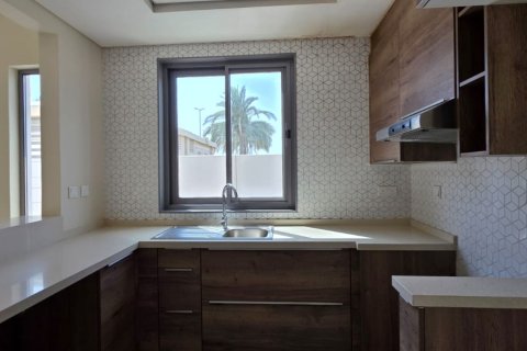Rekkehus til salgs i Muwaileh Commercial, Sharjah, Emiratene 3 soverom, 174.66 kvm Nr. 748750 - Foto 7