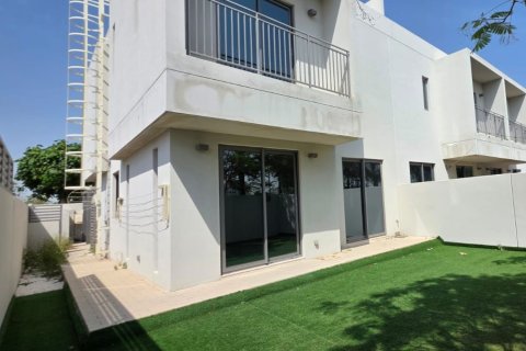 Rekkehus til salgs i Muwaileh Commercial, Sharjah, Emiratene 3 soverom, 174.66 kvm Nr. 748750 - Foto 2