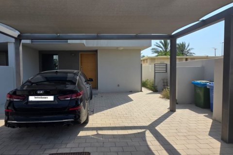 Rekkehus til salgs i Muwaileh Commercial, Sharjah, Emiratene 3 soverom, 174.66 kvm Nr. 748750 - Foto 3