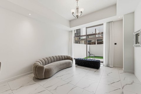 Adosado en venta en Mohammed Bin Rashid City, Dubai, EAU 4 dormitorios, 187.2 m2 № 748752 - foto 2