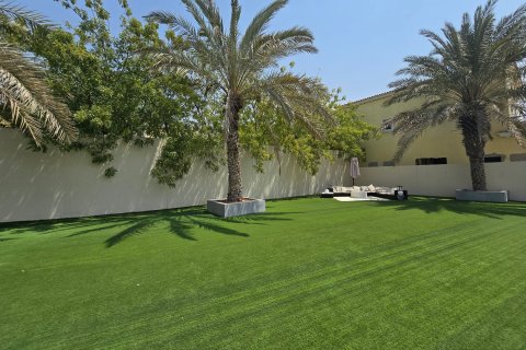 Villa para arrendamento em Jumeirah Park, Dubai, EAU 4 quartos, 1111.21 m2 № 764325 - foto 27