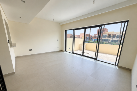 阿联酋 Dubai Damac Lagoons 联排别墅  4 卧, 144 平方米 , 编号 764353