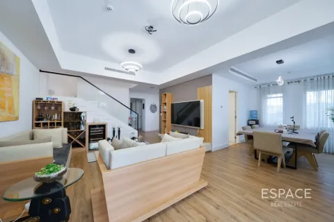 Βίλα σε Arabian Ranches, Dubai, ΗΑΕ 3 υπνοδωμάτια, 214 τ.μ. Αρ. 738419 - φωτογραφία 2