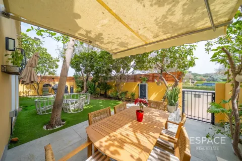 Βίλα σε Arabian Ranches, Dubai, ΗΑΕ 3 υπνοδωμάτια, 214 τ.μ. Αρ. 738419 - φωτογραφία 19