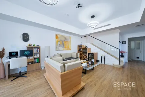 Βίλα σε Arabian Ranches, Dubai, ΗΑΕ 3 υπνοδωμάτια, 214 τ.μ. Αρ. 738419 - φωτογραφία 6