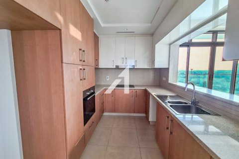 Apartmen di The Hills, Dubai, UAE 2 bilik tidur, 145 meter persegi № 702065 - foto 4