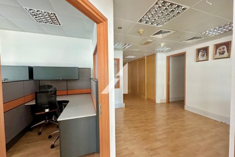 Sheikh Zayed Road、Dubai、UAE にあるオフィスの賃貸物件 124 m2、No702066 - 写真 10