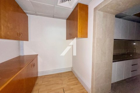 Sheikh Zayed Road、Dubai、UAE にあるオフィスの賃貸物件 124 m2、No702066 - 写真 13