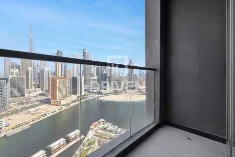 Apartman u Business Bay, Dubai, UAE 2 spavaćih soba, 113.16 m2 Br. 767708 - fotografija 14