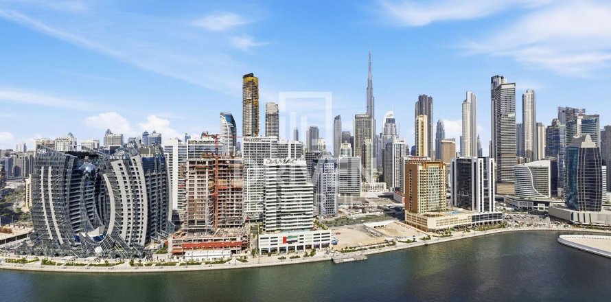 Apartman u Business Bay, Dubai, UAE 113.16 m2, 2 spavaćih soba Br. 767708