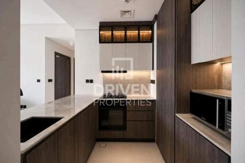 Střešní byt v Business Bay, Dubai, SAE 2 ložnice, 137.03 m² Č.: 767738 - fotografie 13
