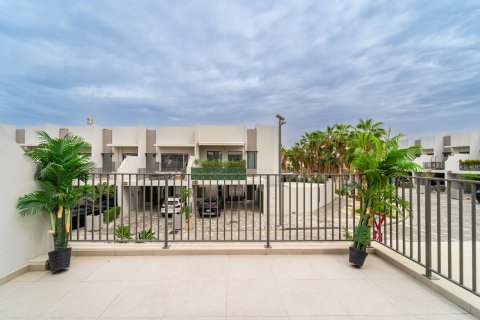 Купити віллу в Дубай, ОАЕ 4 спальні, 334м2, № 695984 - фото 12